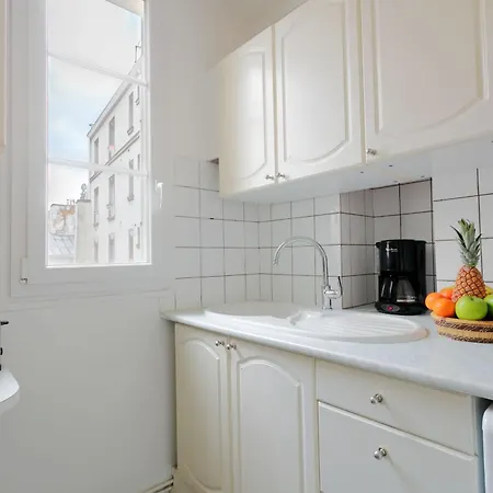 Bnbnova - 1br & Bastille Parijs