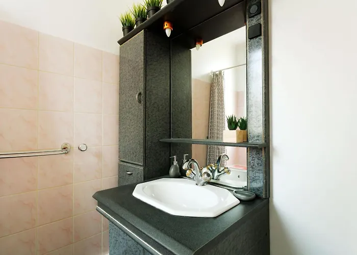 1Br Near Central Paris & Bastille Lägenhet *